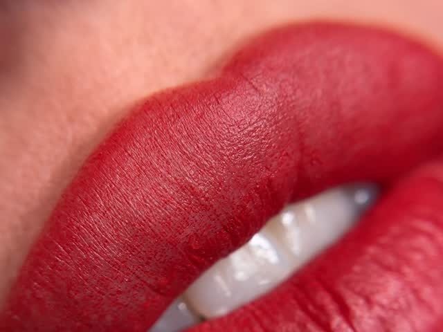 Lip Blushing